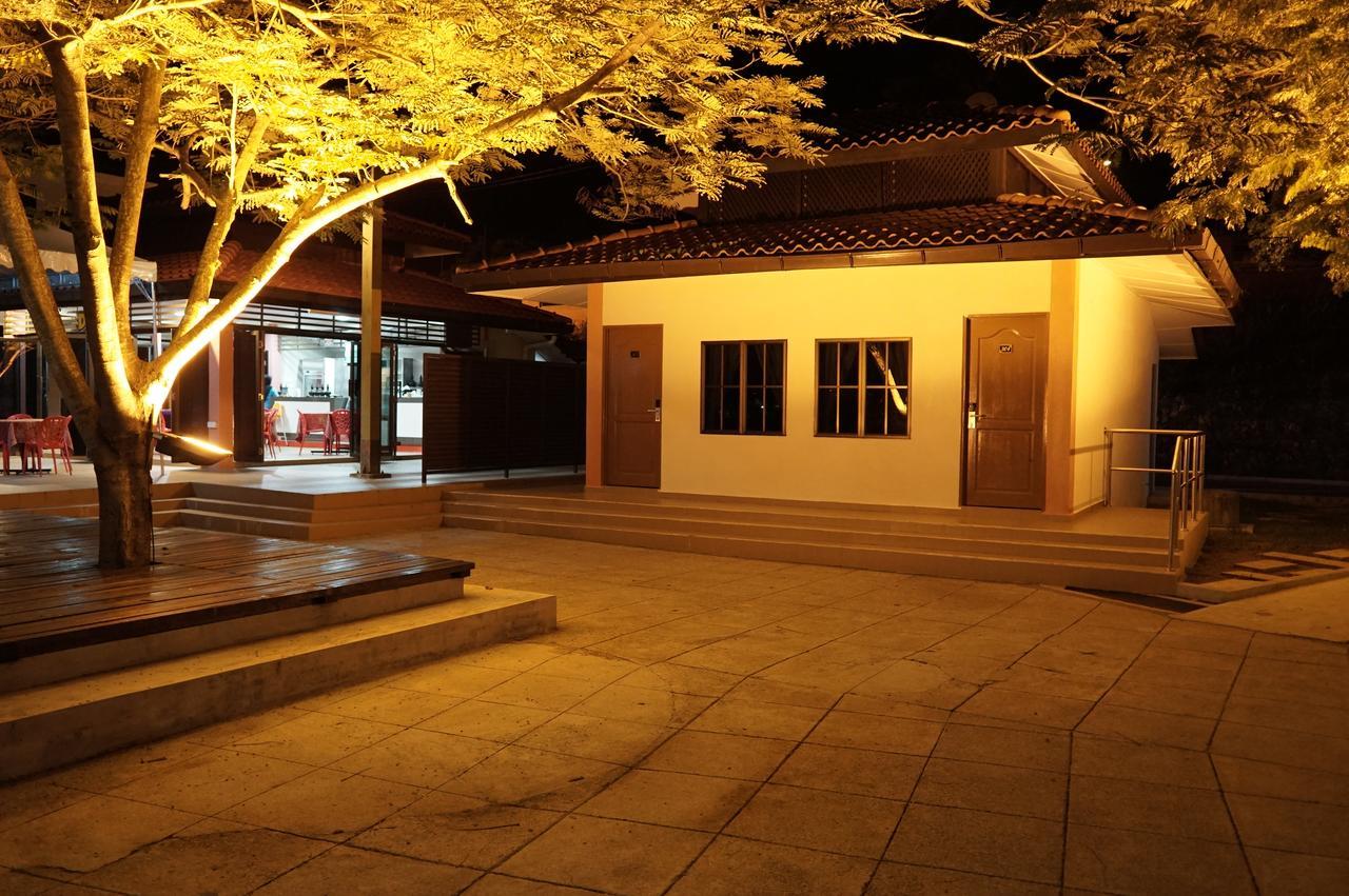 Sayong Resort Kuala Kangsar Exteriör bild